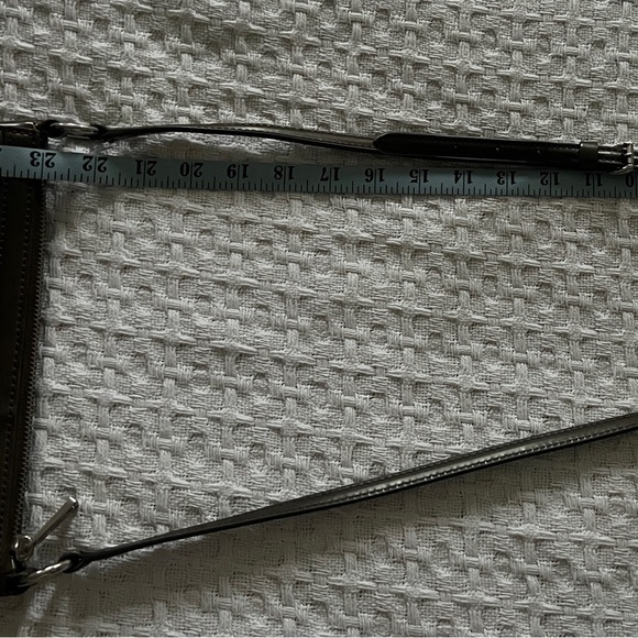 Lauren Ralph Lauren Crossbody Bag - Picture 10 of 10